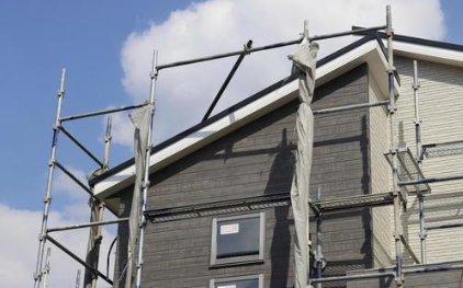 足場架設とは？安全で効率的な作業のための基本ガイド